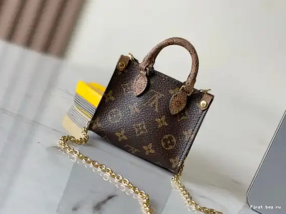 First bag ru LOUIS VUITTON MICRO-8.5*3.5*10.5CM ONTHEGO 0627